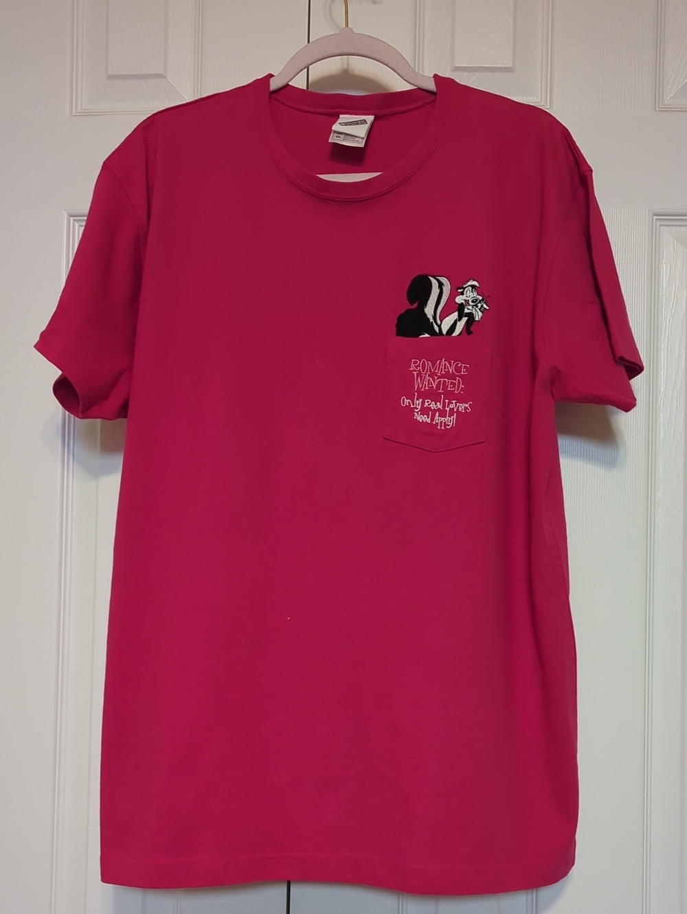 Looney Tunes Pepe Le Pew Hot Pink Tee Shirt Vintage Size XL